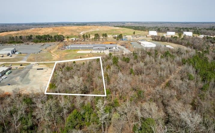 Pictures of Land property located at Marvin A. Smith Drive, Kilgore, TX 75662 for sales - image #1
