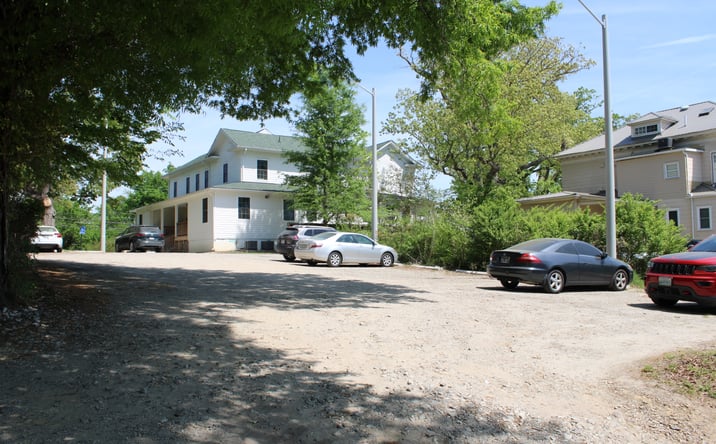 Pictures of Multifamily property located at 113 Appomattox Street, Farmville, VA 23901 for sales - image #1