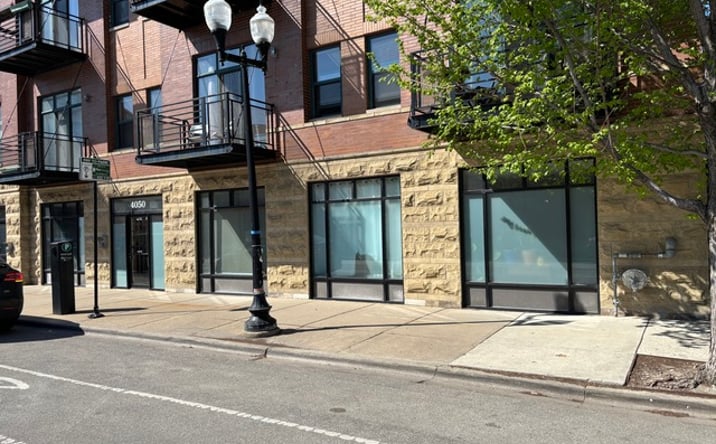 Pictures of Office property located at 4050 Lincoln Ave., Chicago, IL 60618 for sales - image #1