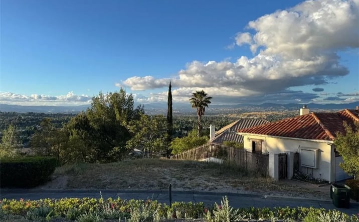 Pictures of Land property located at 23808 Bella Vista, Newhall, CA 91321 for sales - image #1
