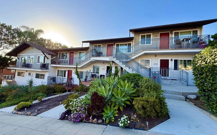 Pictures of Multifamily property located at 2901-2921 Columbia, San Diego, CA 92103 for sales - image #1