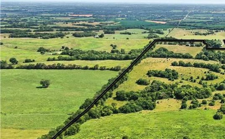 Pictures of Land property located at 14805 Se Mcbee Chapel Road, Braymer, MO 64624 for sales - image #1