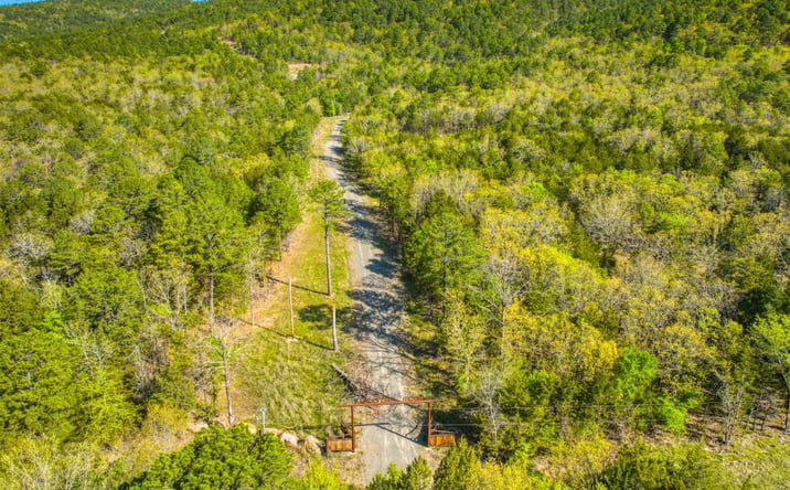 Pictures of Land property located at 40 Savage Road, Pittsburg, OK 74560 for sales - image #1
