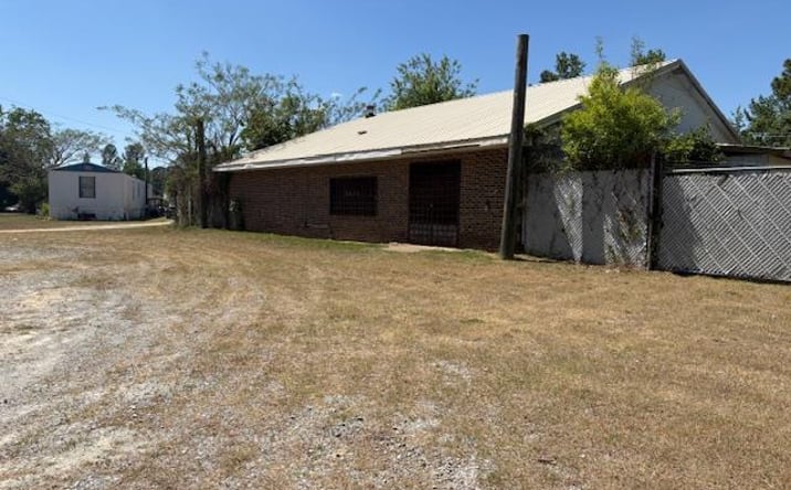 Pictures of Retail, Industrial property located at 3622 Nc Hwy 48 South, Roanoke Rapids, NC 27870 for sales - image #1