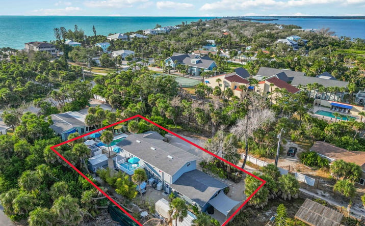 Pictures of Multifamily, Hospitality property located at 5075 N BEACH RD UNIT B4 ENGLEWOOD FL 34223, ENGLEWOOD, FL 34223 for sales - image #1