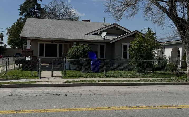 Pictures of Multifamily property located at 1064 N H, San Bernardino, CA 92410 for sales - image #1