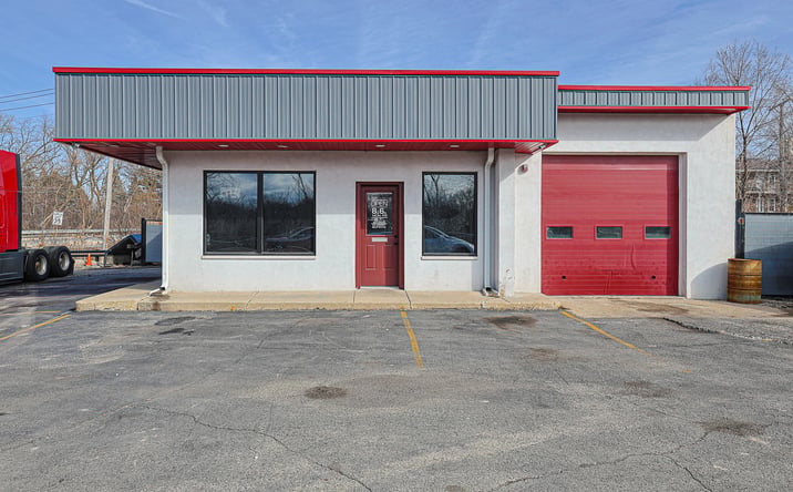 Pictures of Business for Sale, Retail property located at 1701 Lewis Avenue, Zion, IL 60099 for sales - image #1