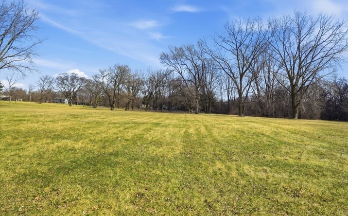 Pictures of Land, Retail property located at 1465 N Green Bay Road, Waukegan, IL 60085 for sales - image #1