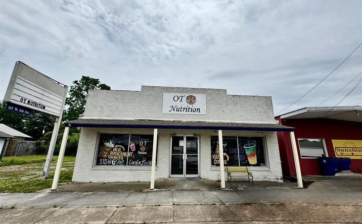 Pictures of Retail property located at 115 6th Avenue, Oberlin, LA 70655 for sales - image #1