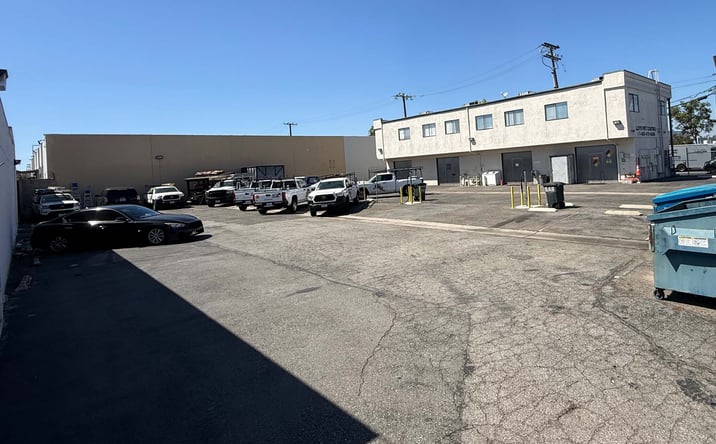 Pictures of Industrial property located at 566 E. Dyer Road, Santa Ana, CA 92707 for sales - image #1
