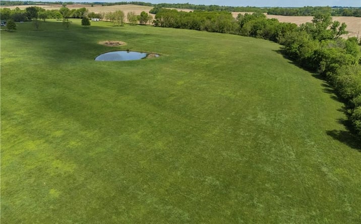 Pictures of Land property located at 30500 E US-24 Highway, Buckner, MO 64016 for sales - image #1