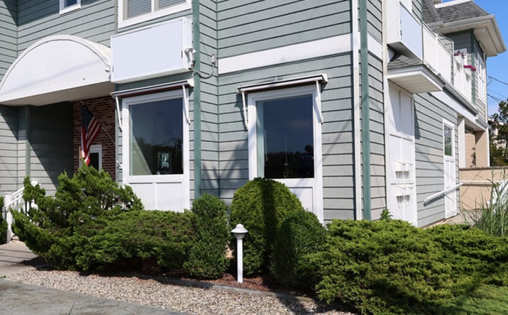 Pictures of Retail property located at 3287 Dune Drive, 1st Floor, Avalon, NJ 08202 for sales - image #1