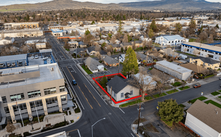 Pictures of Office, Mixed Use property located at 301 South Ivy Street, Medford, OR 97501 for sales - image #1