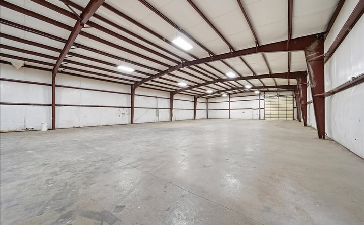 Pictures of Industrial property located at 1281 RIDGE RD, HENDERSONVILLE, NC 28792-7496 for sales - image #1