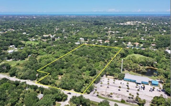 Pictures of Land property located at 286 43rd Avenue, Vero Beach, FL 32968 for sales - image #1
