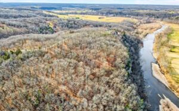 Pictures of Land property located at 000 Regal Heights Lot 27, Galena, MO 65656 for sales - image #1