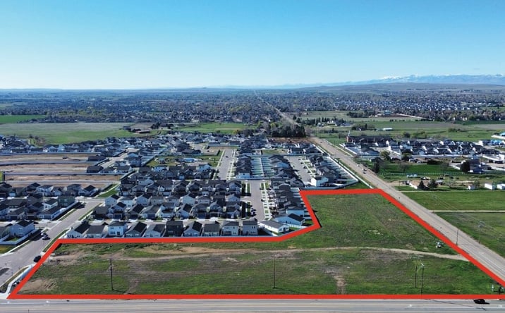 Pictures of Retail, Office, Mixed Use property located at Columbia & S. Linder Road, Kuna, ID 83642 for sales - image #1