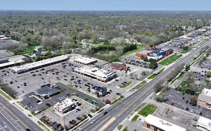 Pictures of Retail property located at 27835 ORCHARD LAKE RD, FARMINGTON, MI 48334-3732 for sales - image #1