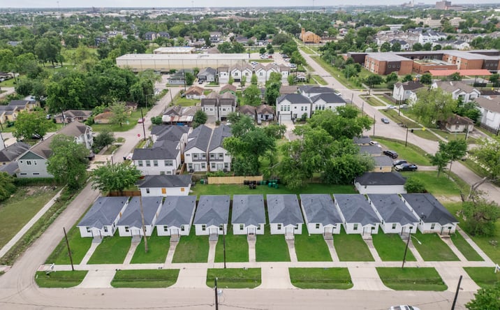 image of property at 4902 LEE ST Houston TX 77020-8803