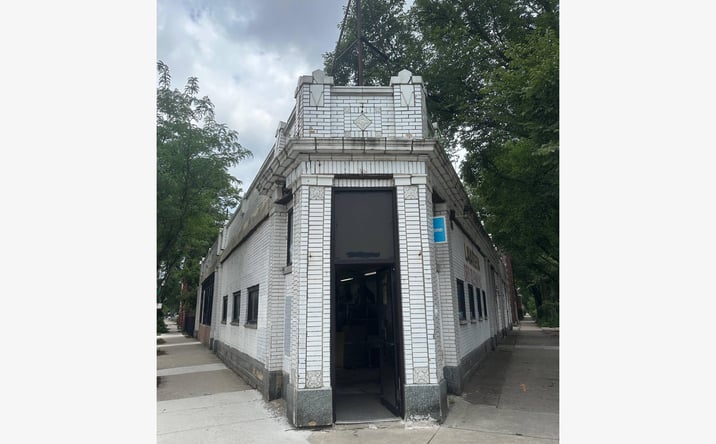 Pictures of Retail, Mixed Use, Land property located at 5744 North Ridge Avenue, Chicago, IL 60660 for sales - image #1