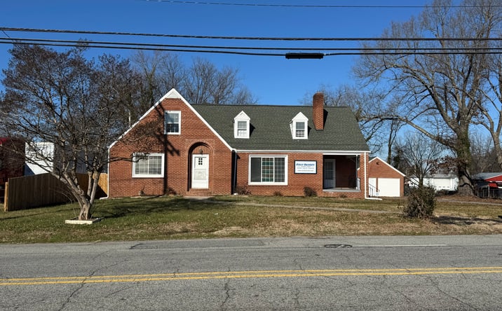 Pictures of Office property located at 2340 W. English Road, High Point, NC 27262 for sales - image #1