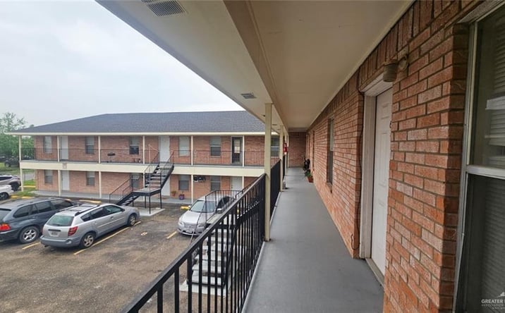 Pictures of Multifamily property located at 923 W Park Avenue, Pharr, TX 78577 for sales - image #1