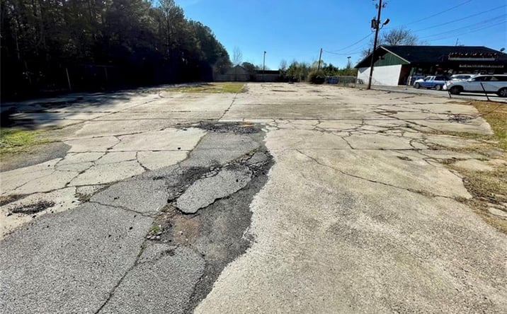 Pictures of Business for Sale, Retail, Office property located at 650 Roberts Drive, Riverdale, GA 30274 for sales - image #1