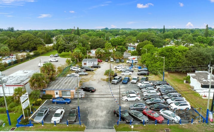 Pictures of Retail, Special Purpose property located at 3229 S US HWY 1, FORT PIERCE, FL 34982 for sales - image #1