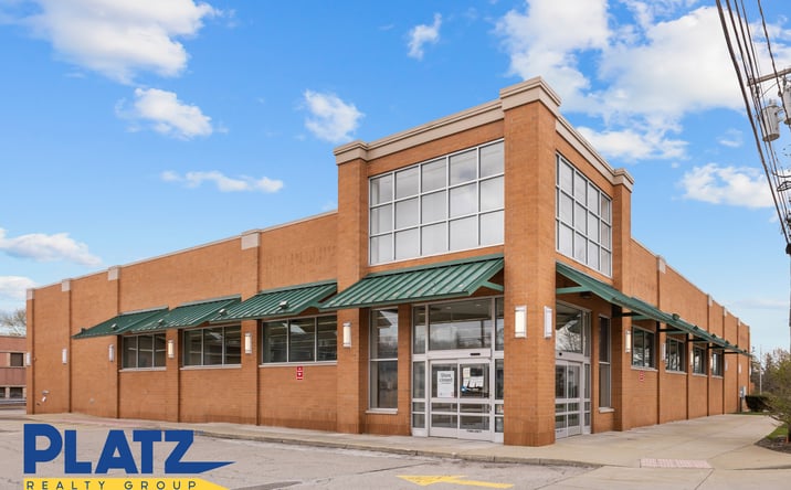 Pictures of Retail property located at 900 E State St, Sharon, PA 16146 for sales - image #1