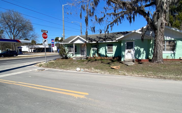 Pictures of Retail, Office, Land property located at 20371 E MCKINNEY AVE, DUNNELLON, FL 34432-6059 for sales - image #1