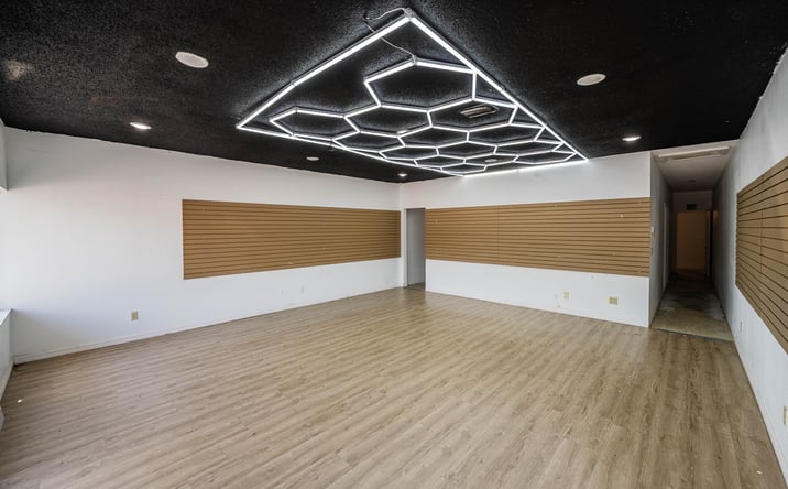 Pictures of Retail, Office property located at 211 E Central Avenue, Winter Haven, FL 33880 for sales - image #1