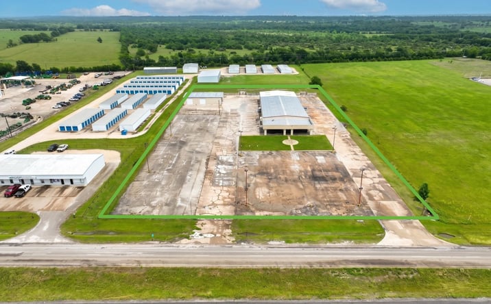 Pictures of Retail, Industrial property located at 9965 Highway 6 Loop South, Navasota, TX 77868 for sales - image #1