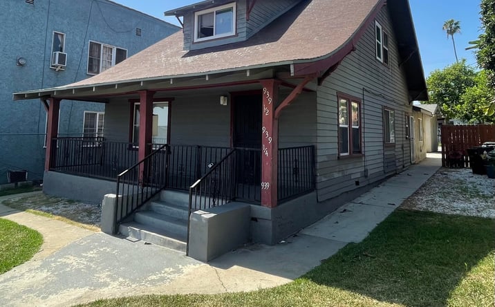 Pictures of Multifamily property located at 939 S LORENA ST, LOS ANGELES, CA 90023 for sales - image #1