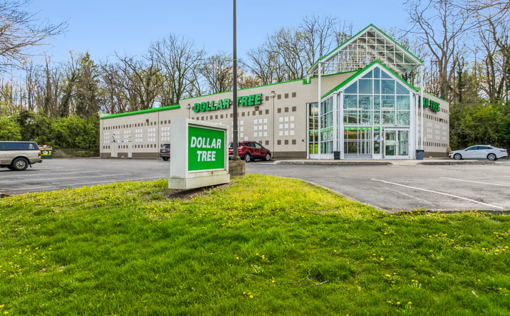 Pictures of Retail property located at 7541 North Main Street, Dayton, OH 45415 for sales - image #1