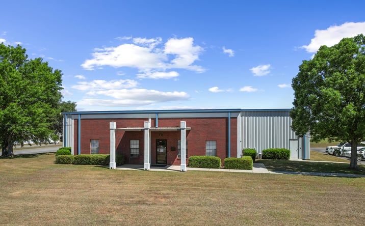 Pictures of Retail, Office, Industrial property located at 3665 Westgate Parkway, Dothan, AL 36303 for sales - image #1
