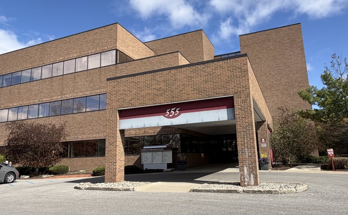 Pictures of Office property located at 555 W WACKERLY ST, MIDLAND, MI 48640-4710 for sales - image #1