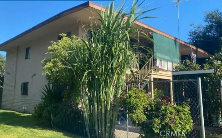Pictures of Multifamily property located at 1011 W 8th, Pomona, CA 91766 for sales - image #1