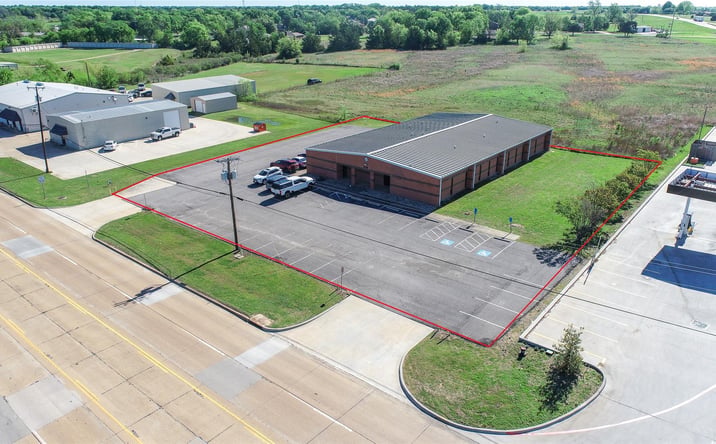 Pictures of Special Purpose property located at 2625 S Church St, Paris, TX 75460 for sales - image #1