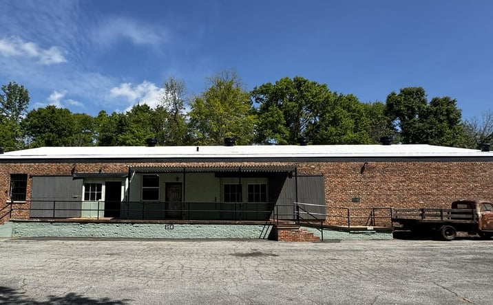 Pictures of Office, Retail property located at 258 Depot Circle, Milledgeville, GA 31061 for sales - image #1