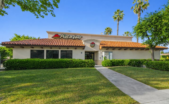 Pictures of Retail property located at 250 S. Akers St., Visalia, CA 93291 for sales - image #1