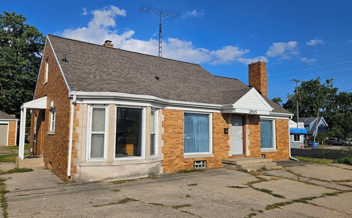 Pictures of Office, Retail property located at 2945 Division Avenue S, Grand Rapids, MI 49548 for sales - image #1