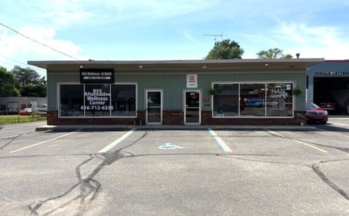 Pictures of Office property located at 6548 S Greenville Road, Greenville, MI 48838 for sales - image #1