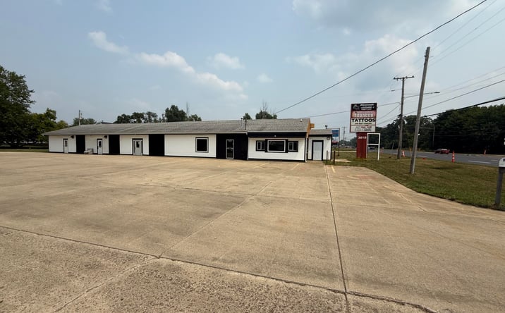 Pictures of Retail, Office, Land property located at 3010 E Apple Avenue, Muskegon, MI 49442 for sales - image #1