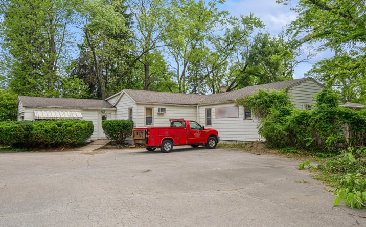 Pictures of Retail, Office, Industrial property located at 8669 RED ARROW Highway, Bridgman, MI 49106 for sales - image #1