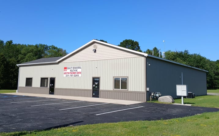 Pictures of Office property located at 215 N Jebavy Drive, Ludington, MI 49431 for sales - image #1