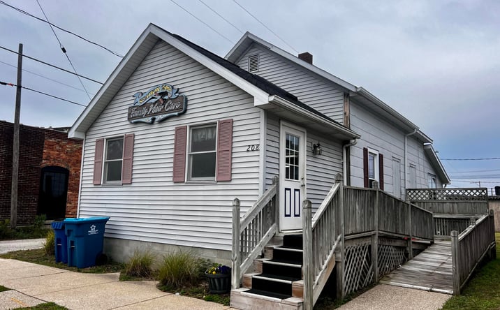 Pictures of Office property located at 208 S Harrison Street, Ludington, MI 49431 for sales - image #1