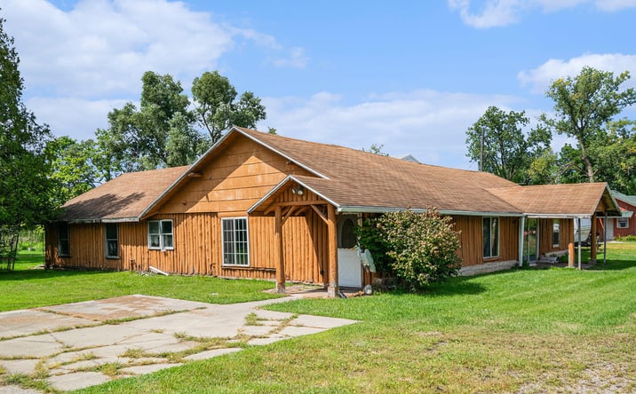 Pictures of Business for Sale, Retail, Office, Industrial property located at 54474 M 51 N, Dowagiac, MI 49047 for sales - image #1