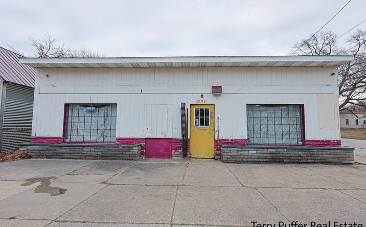 Pictures of Retail, Office, Industrial property located at 1202 Wood Street, Muskegon, MI 49442 for sales - image #1