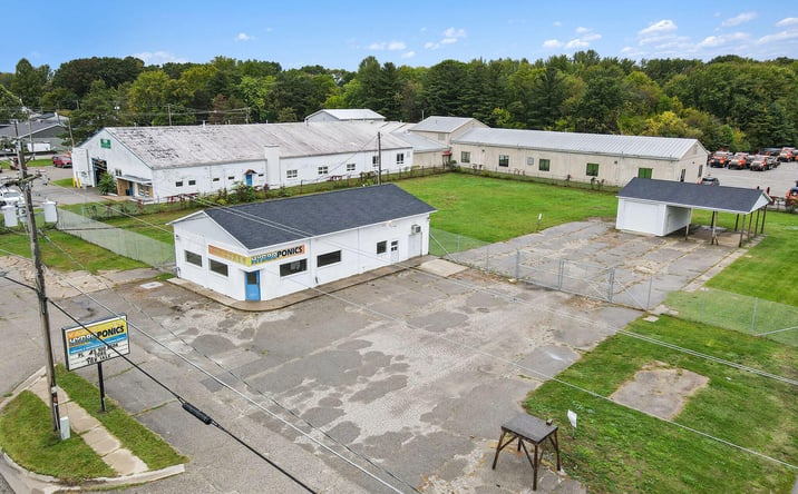 Pictures of Retail, Office, Industrial property located at 1011 E Michigan Avenue, Paw Paw, MI 49079 for sales - image #1