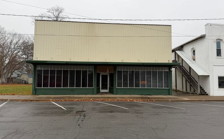Pictures of Office, Retail property located at 102 S Webster Street 1, Augusta, MI 49012 for sales - image #1